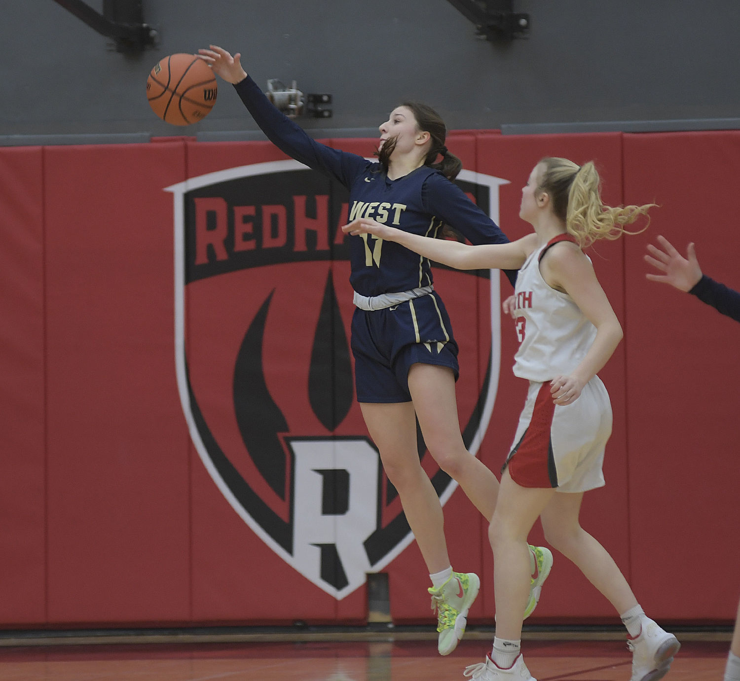 Bulldogs vs RedHawks Girls09